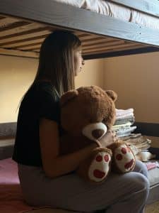 Un nou început spre independență pentru șase adolescente la Apartamentul Social